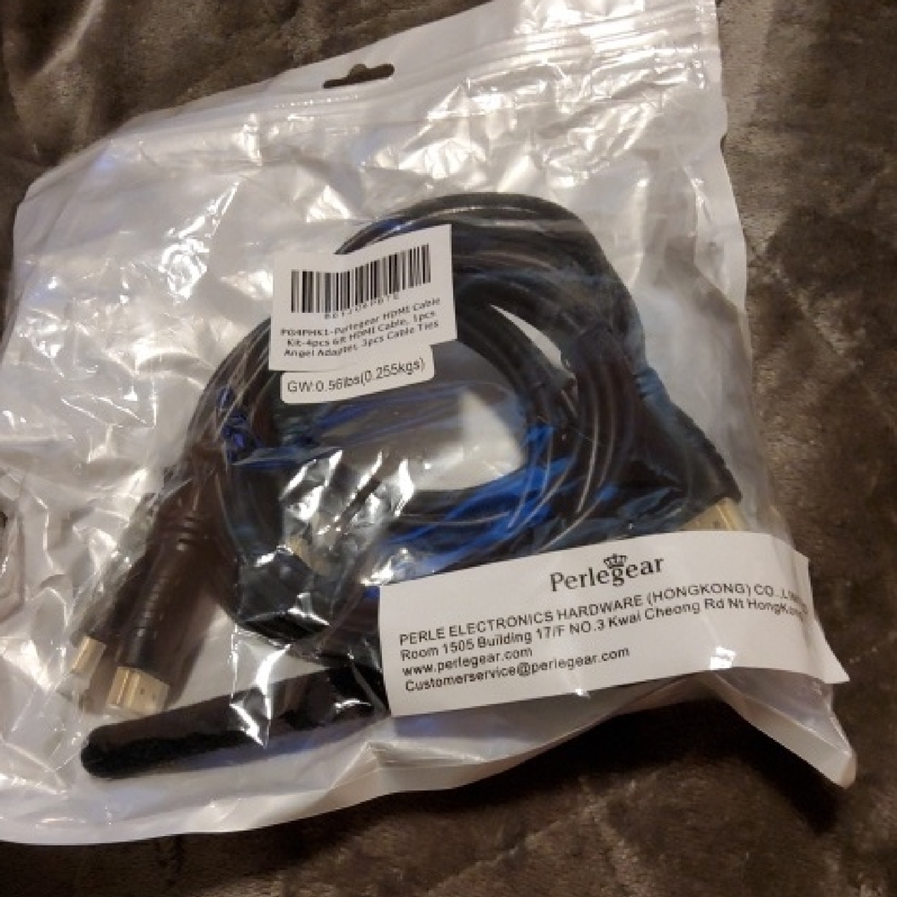 Perlegear HDMI Cable with Blue Accents